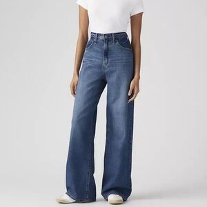 NWT Levi’s Cinch Baggy Jeans